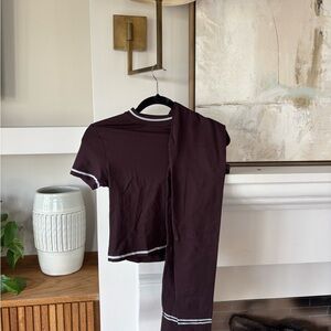 GYMSHARK SET! NEW! Dark Brown Work Out Set with White Trim